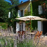 Bed & Breakfast Domaine De La Brugere