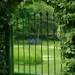 Domaine De La Brugere 4* Nantheuil