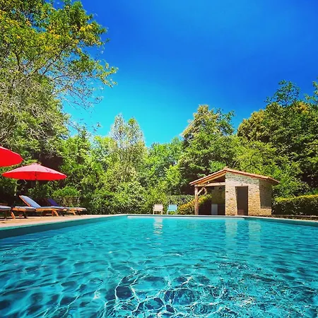 Domaine De La Brugere 4*