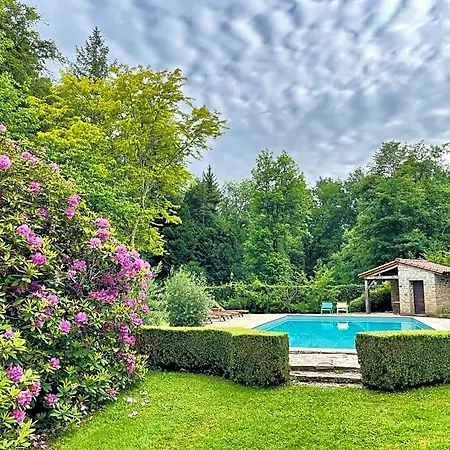 فندق مبيت وإفطار Domaine De La Brugere 4*