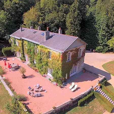 Domaine De La Brugere فندق مبيت وإفطار 4*