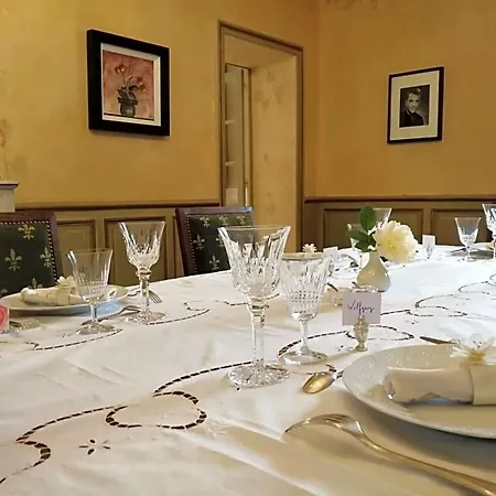 Domaine De La Brugere فندق مبيت وإفطار Nantheuil