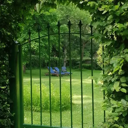 Domaine De La Brugere 4* Nantheuil
