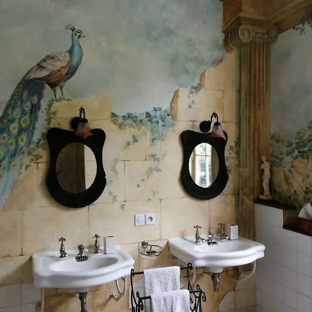 Domaine De La Brugere Bed & Breakfast *